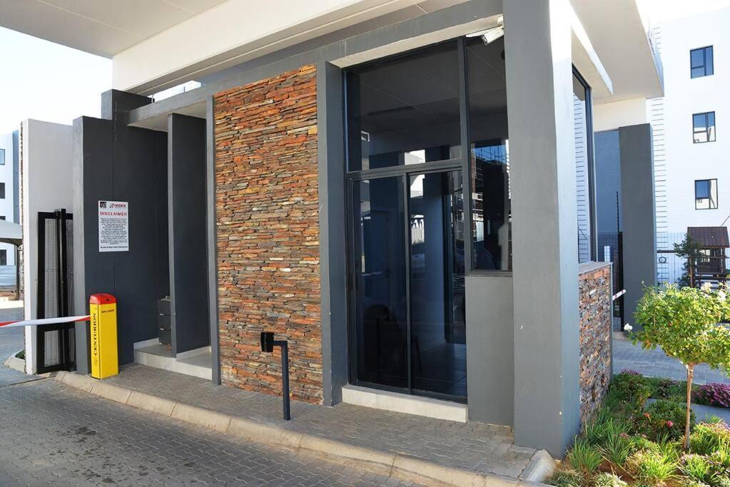 The Ellipse Palazzo Apartment Midrand Eksteriør bilde